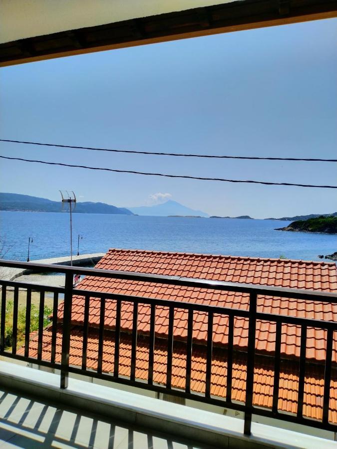 Gianni'S Apartment By The Sea Đảo Amolianí Ngoại thất bức ảnh